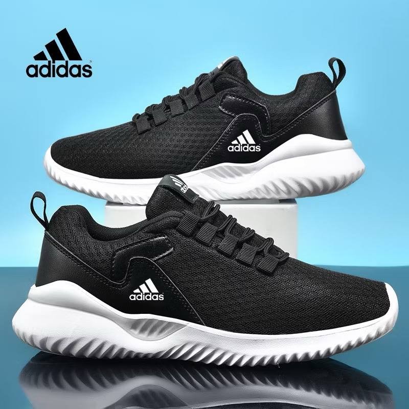 NEW Ready Stock Size 36-47 Couple Fashion Ultra-light Sneakers Men's Shoes Women's Shoes Kasut Lelaki 4 Colors Casual Lace-Up Breathable Running Shoes Sport Shoes